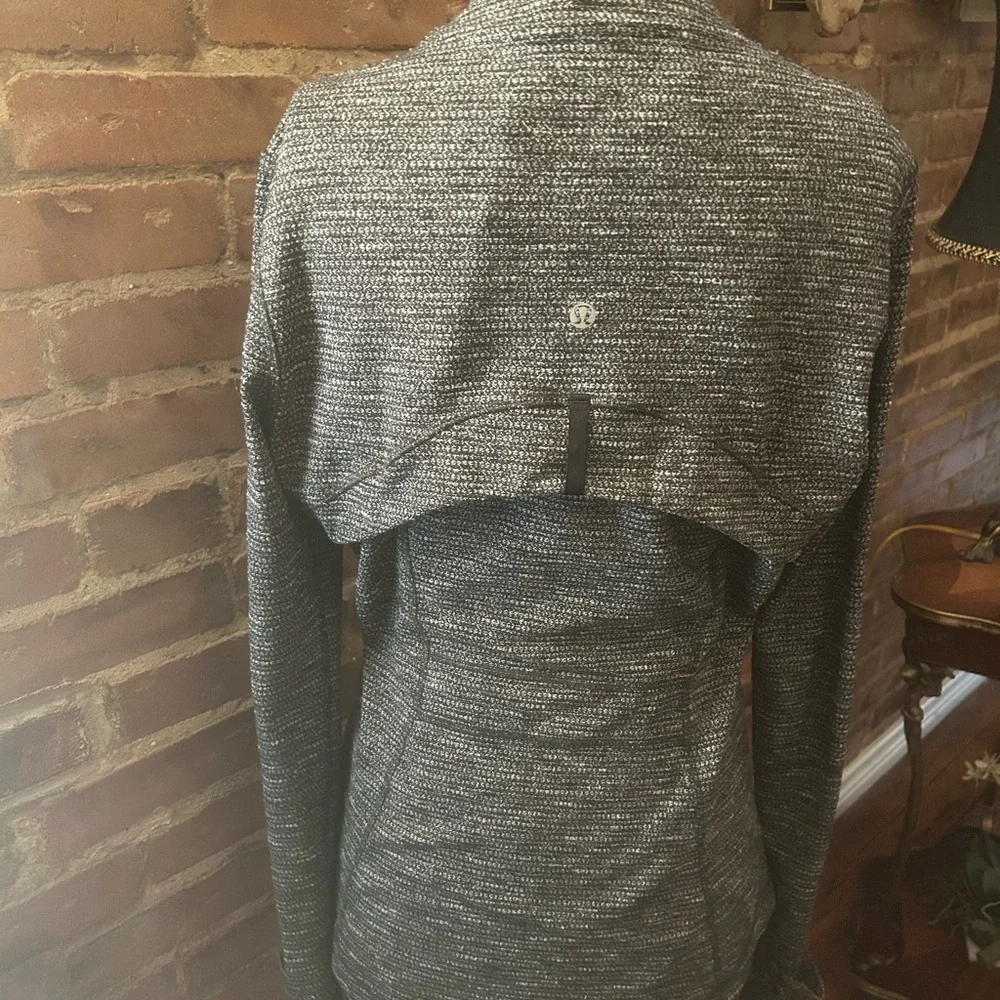 Lululemon Coco Pique Black White Define Classic Jacket, 10, Pristine! - Picture 10 of 13